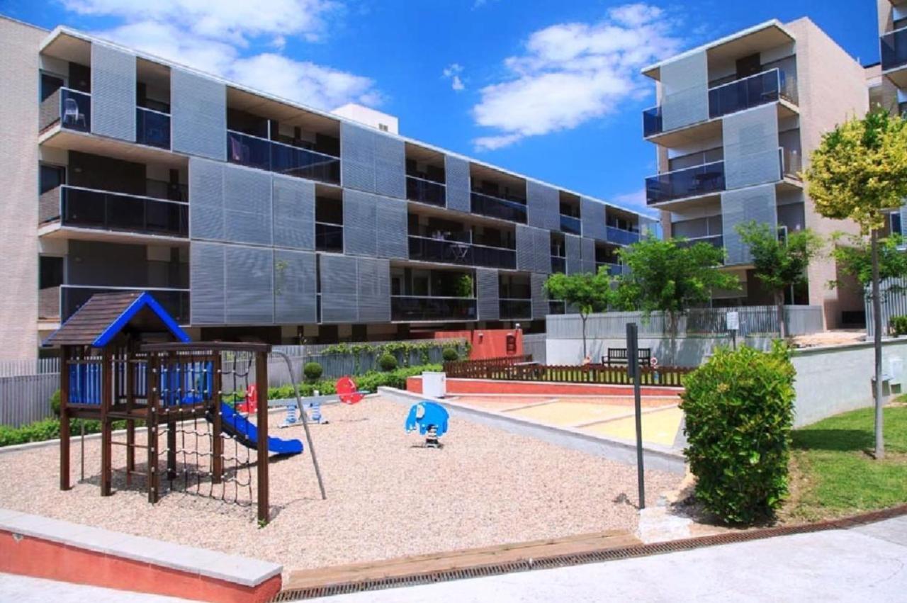 Paradise Village Hogaristic Salou Exterior photo
